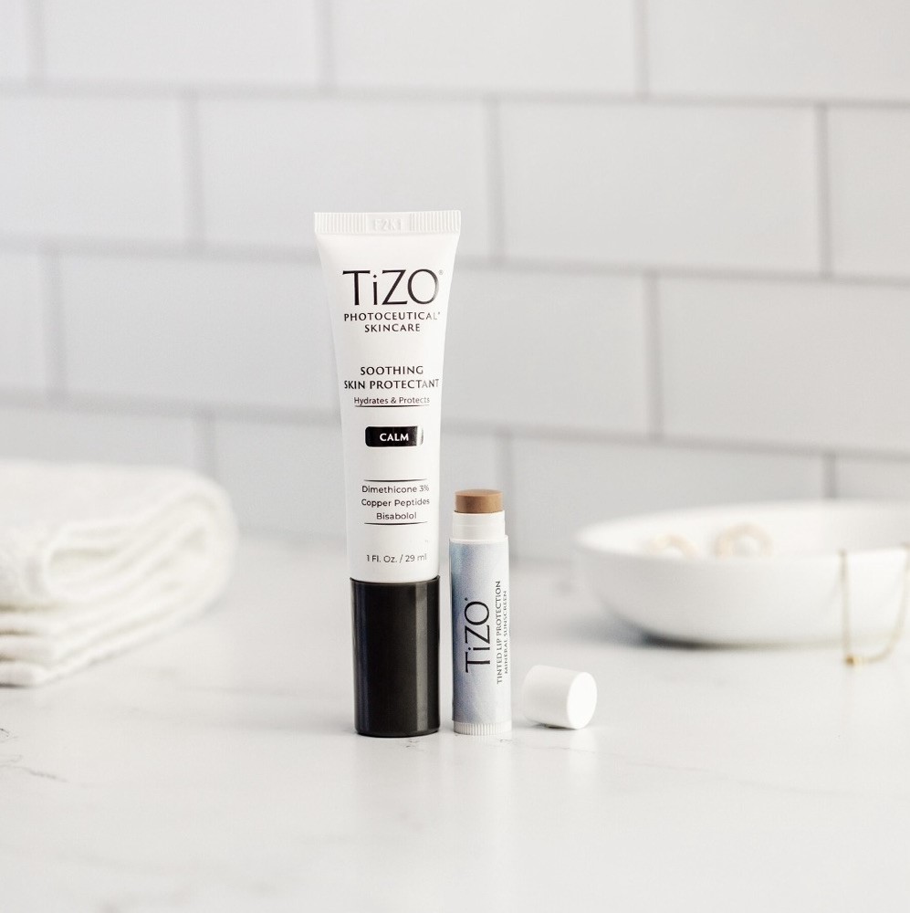 Крем для губ солнцезащитный TiZO Tinted Lip Protection SPF 45 4,5 гр