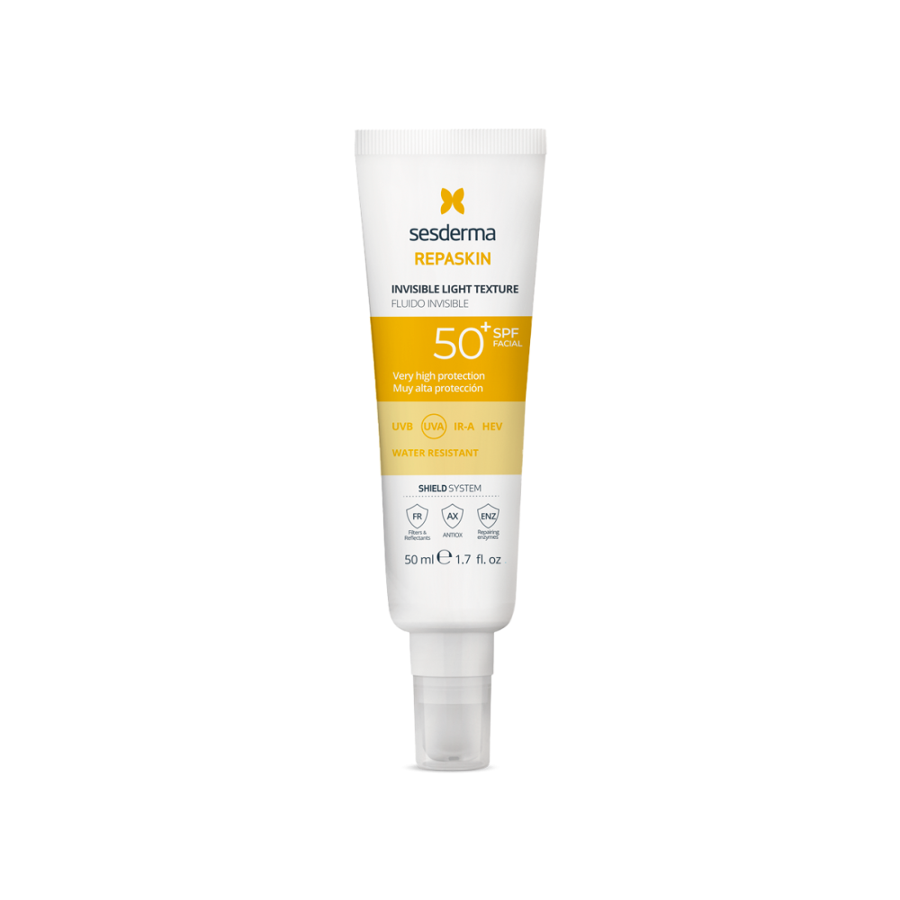 Средство СЗФ50 сверхлегкое для лица Sesderma REPASKIN INVISIBLE LIGHT TEXTURE Facial sunscreen SPF50