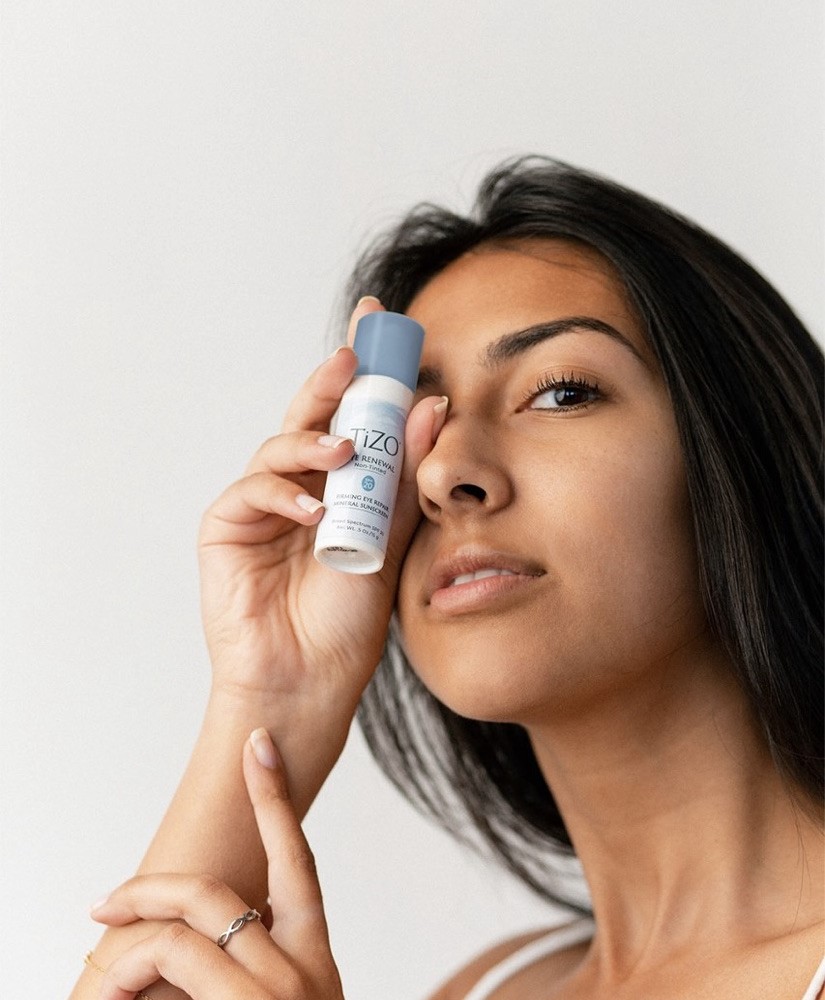 Крем для ухода за кожей вокруг глаз TiZO Eye Renewal/Non-Tinted SPF 20 15 гр