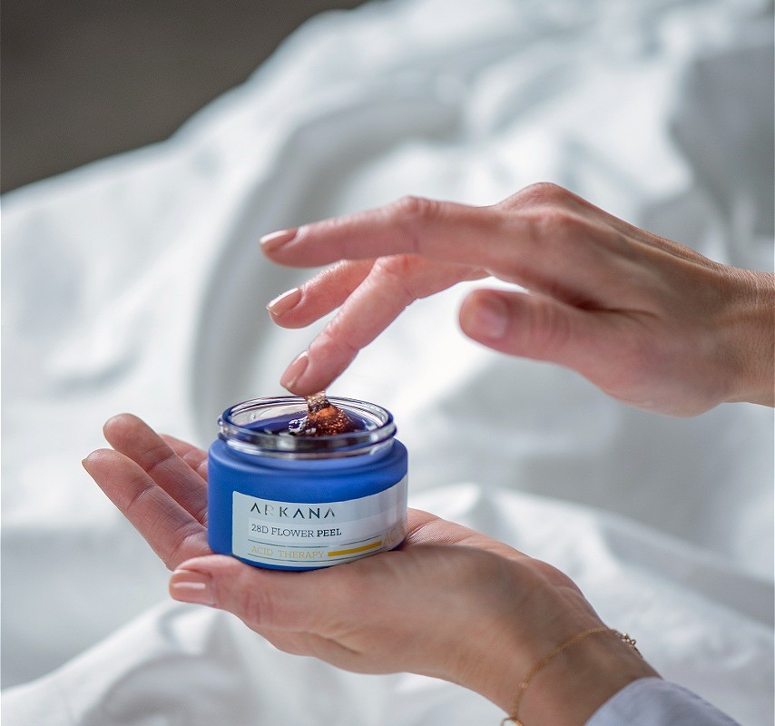 Гель-пилинг с цветочной и гиалуроновой кислотами ARKANA 28D Flower Peel 50 мл