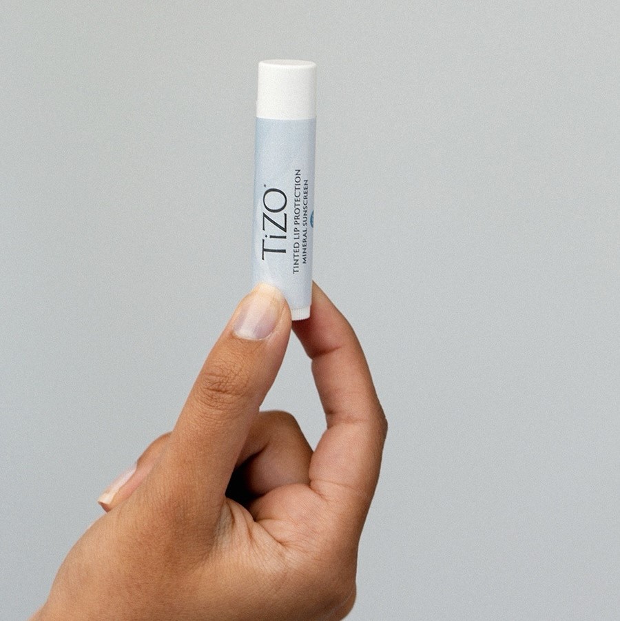 Крем для губ солнцезащитный TiZO Tinted Lip Protection SPF 45 4,5 гр